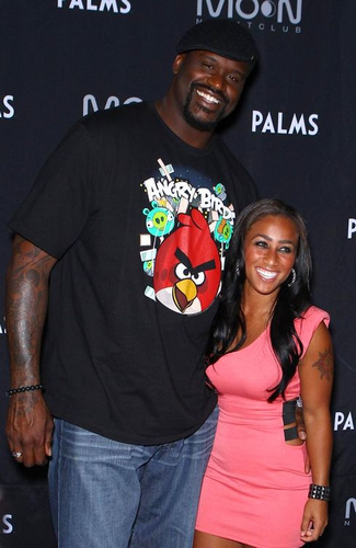 足坛狂欢一夜！欧冠7冠王3-2大逆转登顶意甲，红魔4-1大胜中资球队升第6（今夜足坛沸腾：欧冠七冠王3-2逆转登顶意甲，红魔4-1大胜中资俱乐部升至第6）