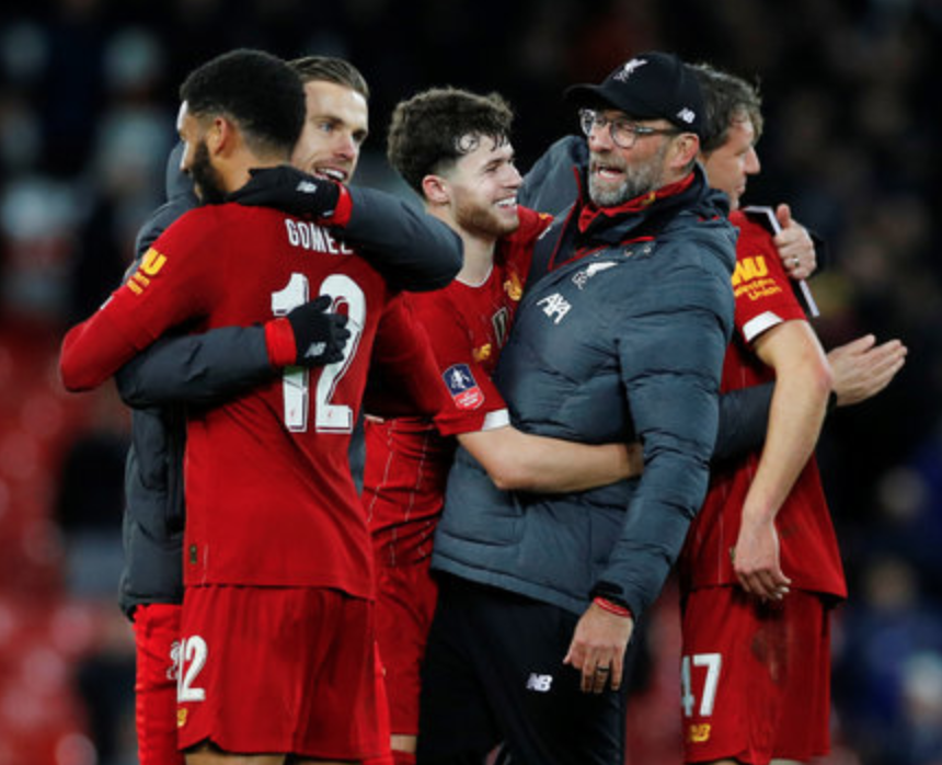 皇马吸金石 阿斯：伯纳乌本赛季营收预计突破4亿欧元（阿斯：伯纳乌成皇马摇钱树，本赛季营收预计超4亿欧元）