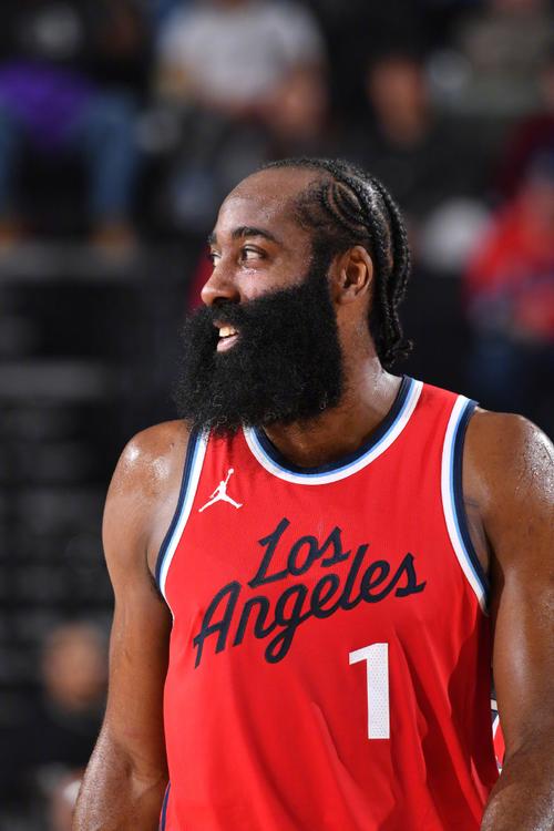 科曼：在我效力过的俱乐部中，特维斯是团队影响力最大的前锋（科曼：我待过的球队里，特维斯是对团队最具影响力的前锋）