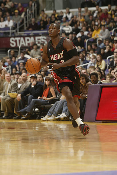 塔利亚菲科：阿根廷卫冕世界杯得一步步来；西法德葡是强队（塔利亚菲科：阿根廷冲击卫冕要一步一步来，西法德葡皆为强敌）