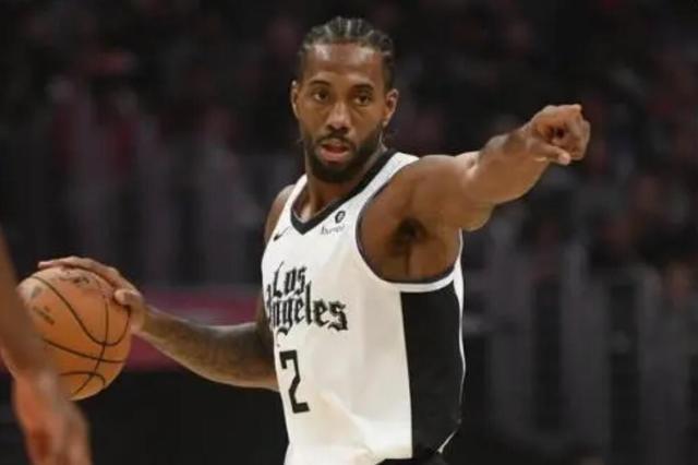 罗马诺：梅努可能在1月离开曼联，那不勒斯对租借他很感兴趣（罗马诺：梅努或将在一月离开曼联，那不勒斯有意租借他）