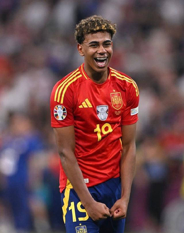 约基奇三节打卡36+12+8，命中率超8成，掘金轻取国王（约基奇三节轰下36+12+8，命中率超80%，掘金轻取国王）