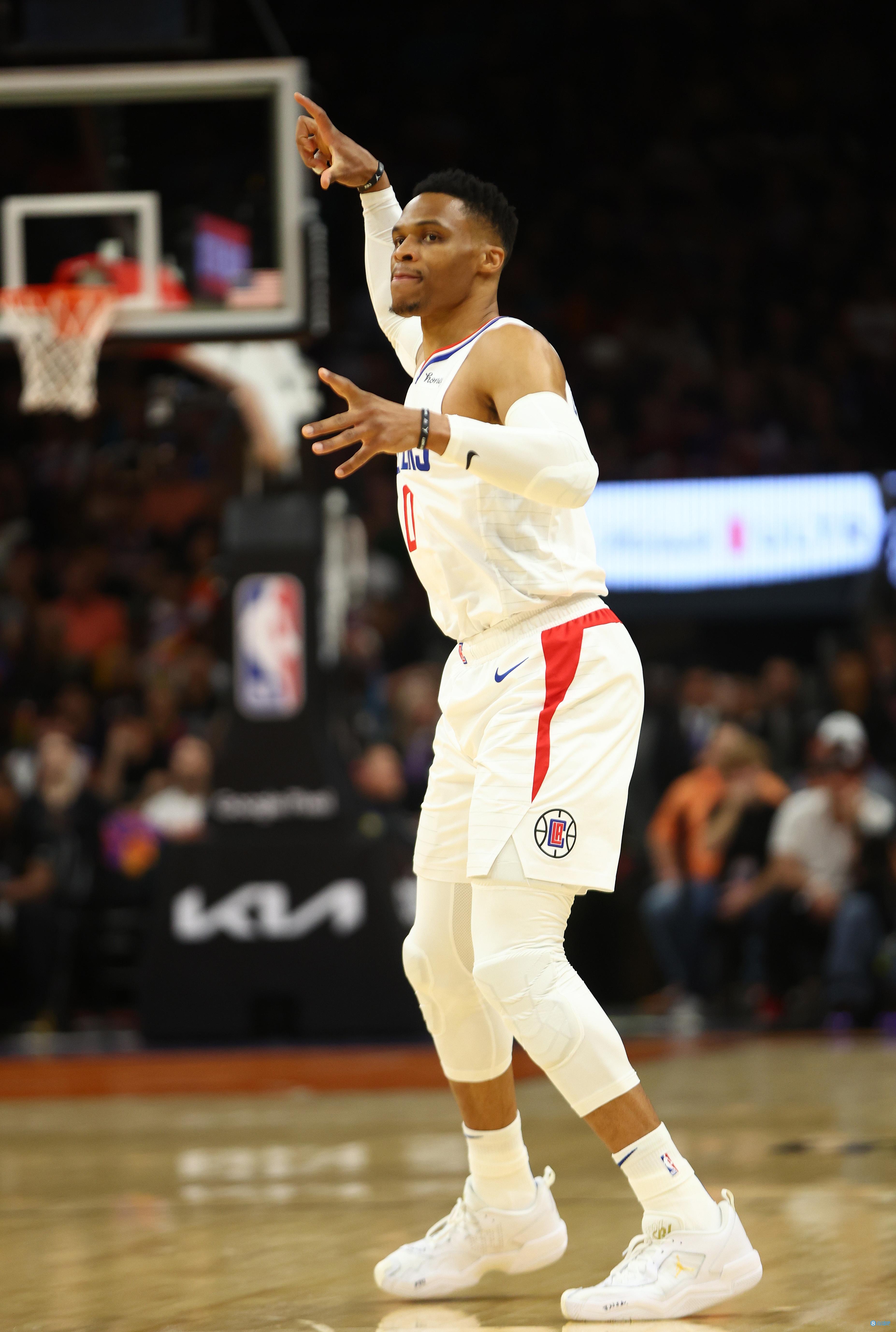 曼晚：阿莫林在高层会面中表示，不会将拉什福德列入未来计划（曼晚：阿莫林与高层会谈称，拉什福德不在其未来计划内）