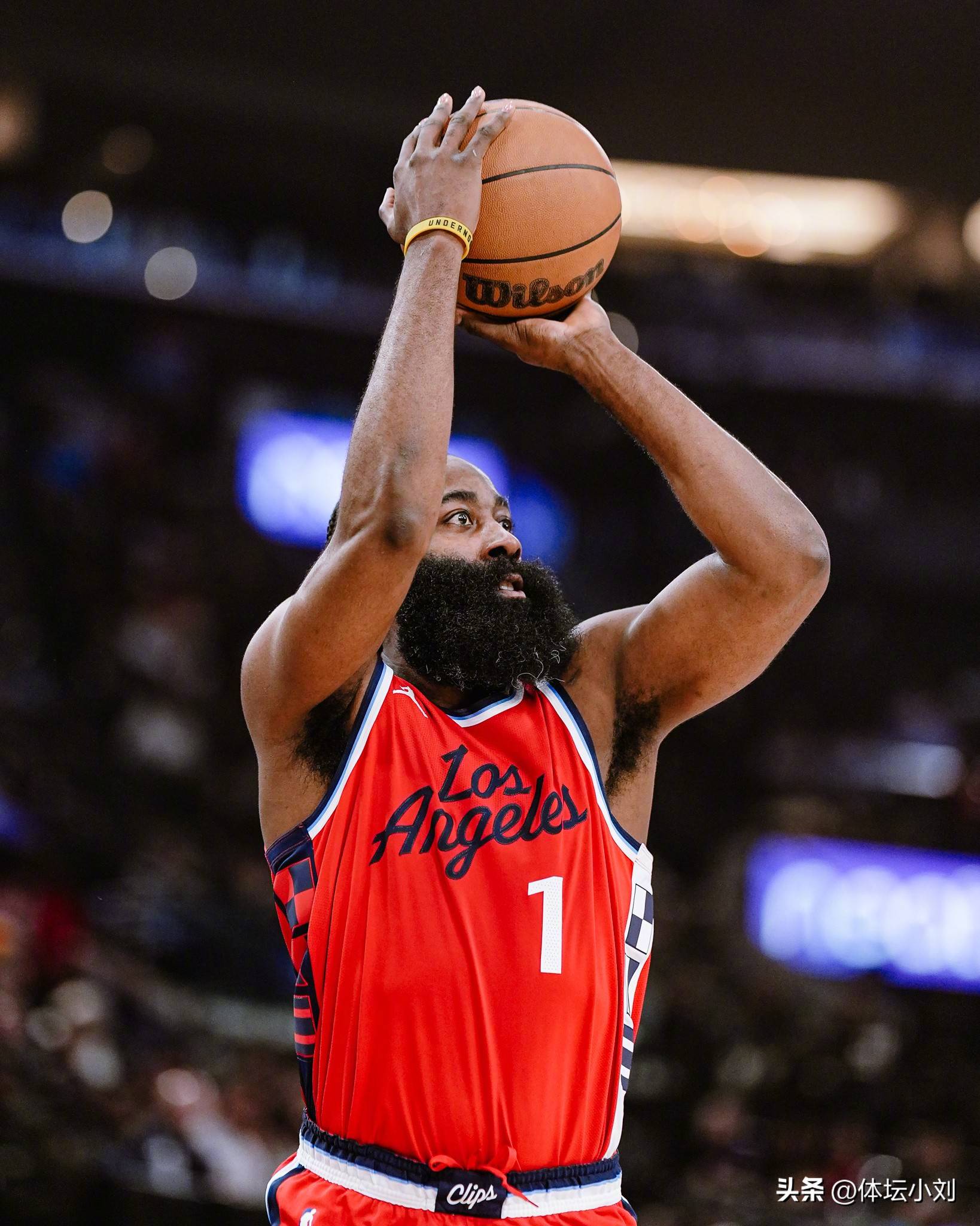 帕夫洛维奇：在此年龄段，我从未见过哪位队友像卡尔这么自信（帕夫洛维奇：同年龄层里，我没见过哪位队友比卡尔更自信）