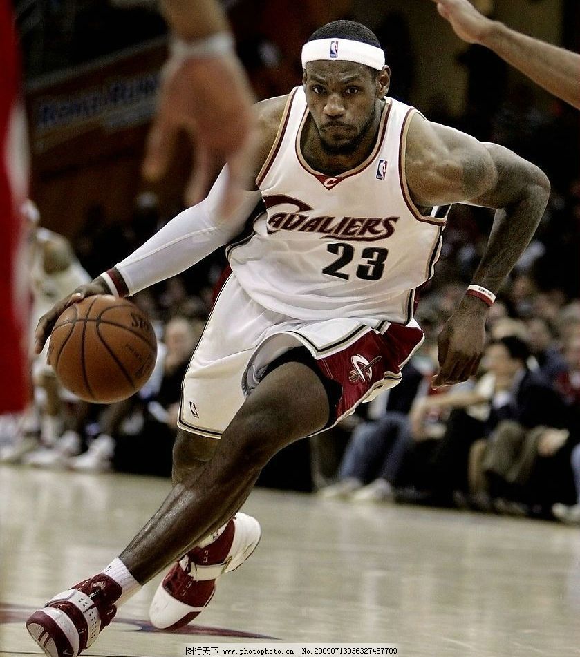 瓦拉内：现在的足球比赛太多了；未来可能会回皇马任职（瓦拉内：赛程过密，未来或回皇马任职）