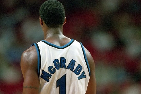 快船131-116击败黄蜂！哈登创79年NBA纪录，前无古人（快船131-116力克黄蜂，哈登缔造NBA79年纪录，史无前例）