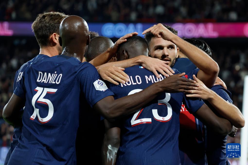 亚特兰大2-1逆转切尔西，德凯特拉雷传射，斯卡马卡建功（德凯特拉雷传射、斯卡马卡破门，亚特兰大2-1逆转切尔西）