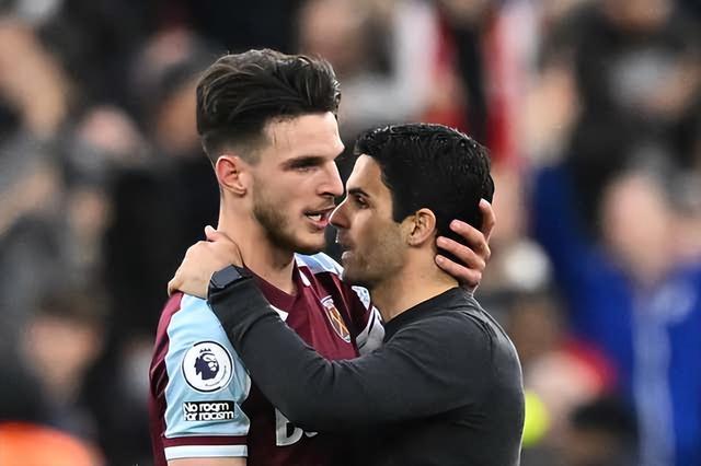 懂球译站｜债务、杠杆和未来：解密巴塞罗那的财政迷宫（懂球译站｜巴塞罗那财务迷阵：债务、杠杆与前景解析）