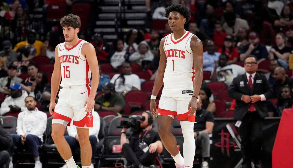 我懂用户晒视频：疑似泰山球迷看亚冠试图进入国安看台未果（我懂用户发布视频：疑似泰山球迷观亚冠试图进入国安看台未果）