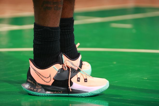 库里在30岁后单场40+次数达到45场，超越乔丹独占历史第一（库里30岁后40+场次达45场，超越乔丹独居历史第一）