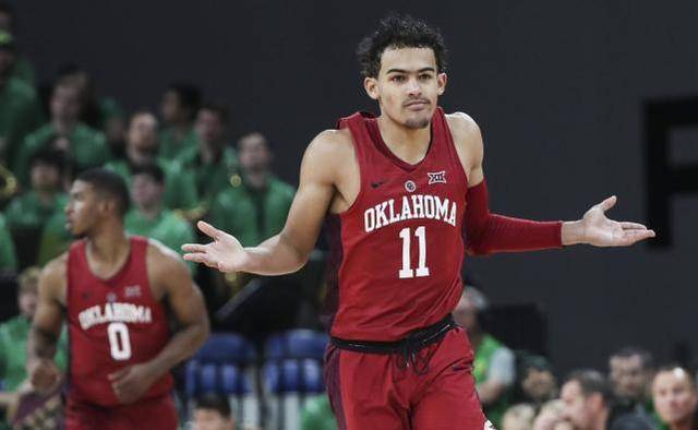 战报速递，猛龙领先凯尔特人2分，英格拉姆与怀特表现抢眼（赛况快报：猛龙暂以2分领先凯尔特人，英格拉姆与怀特高光发挥）