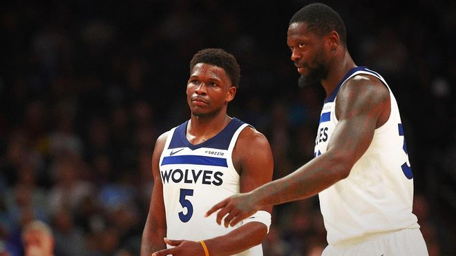 希勒评英超本轮最佳阵容：埃泽领衔，内托、皮克福德等人在列（希勒评出英超本轮最佳阵容：埃泽压阵，内托与皮克福德入选）