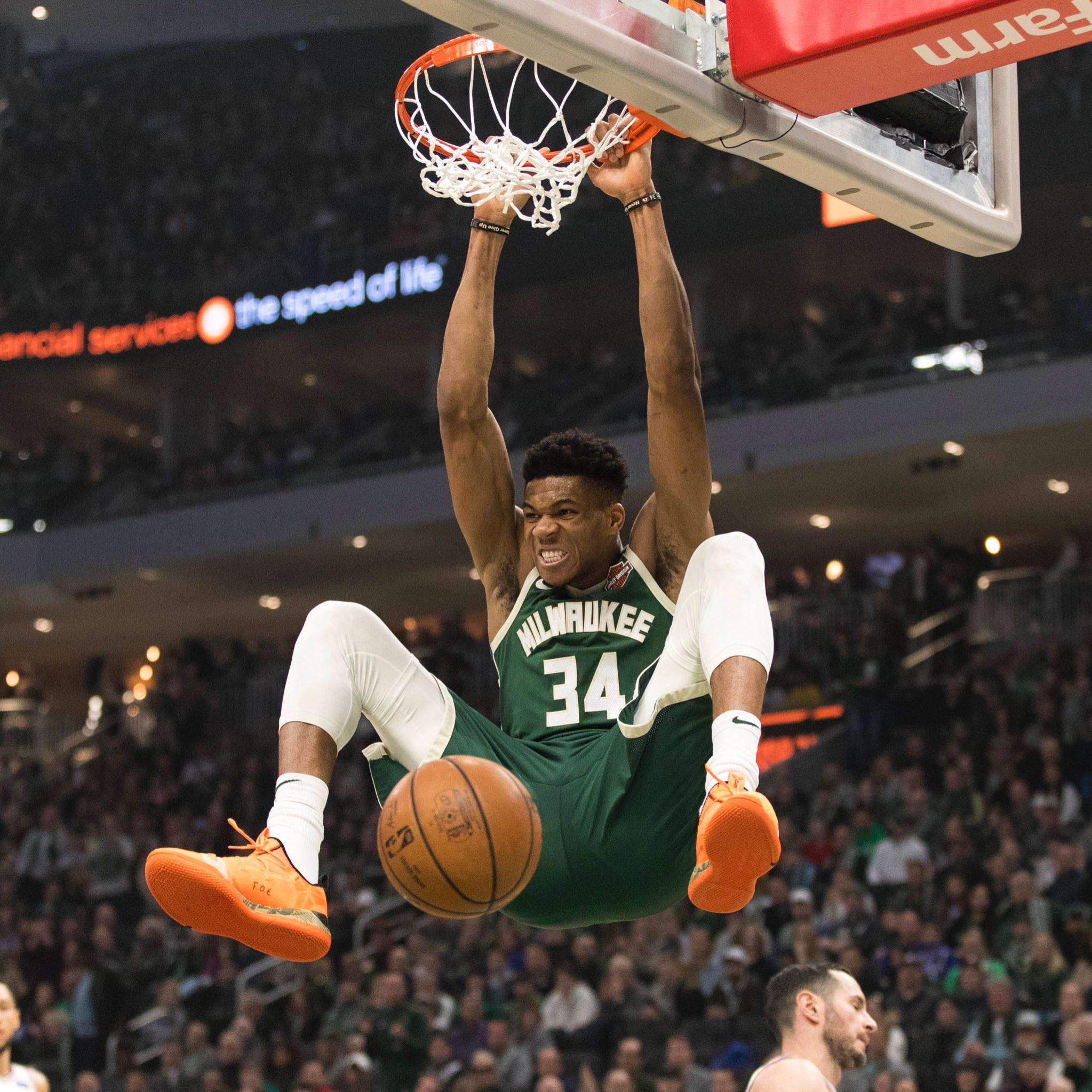 官方：大埔将在亚冠赛前为大埔火灾遇难者默哀一分钟（官方：亚冠开赛前，大埔队将为大埔火灾罹难者默哀一分钟）