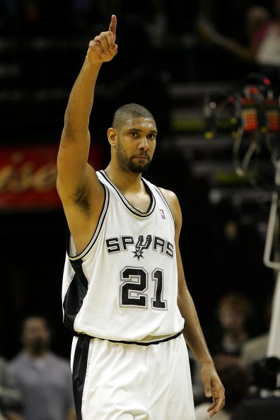 传承足球明星联赛“川辽对决”再现甲A经典，“四川雄起”唤起一代球迷记忆（传承足球明星联赛川辽再相逢，甲A经典重现，“四川雄起”勾起一代球迷回忆）