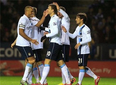 名记还原leeway事件：保罗私自指点伦纳德被小范甘迪警告（名记者解构Leeway风波：保罗擅自指点伦纳德遭小范甘迪警示）