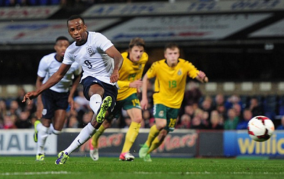 官方：重庆铜梁龙主帅张外龙离任；本赛季他率队冲超成功（重庆铜梁龙官宣主帅张外龙离任，本季带队成功冲超）