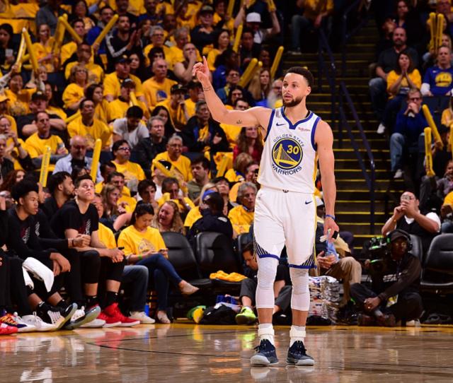 托蒂：有位球迷买年卡只为了看我，知道我不在他直接就不看了（托蒂自曝：有球迷为看我办年卡，我缺席他就不看比赛）